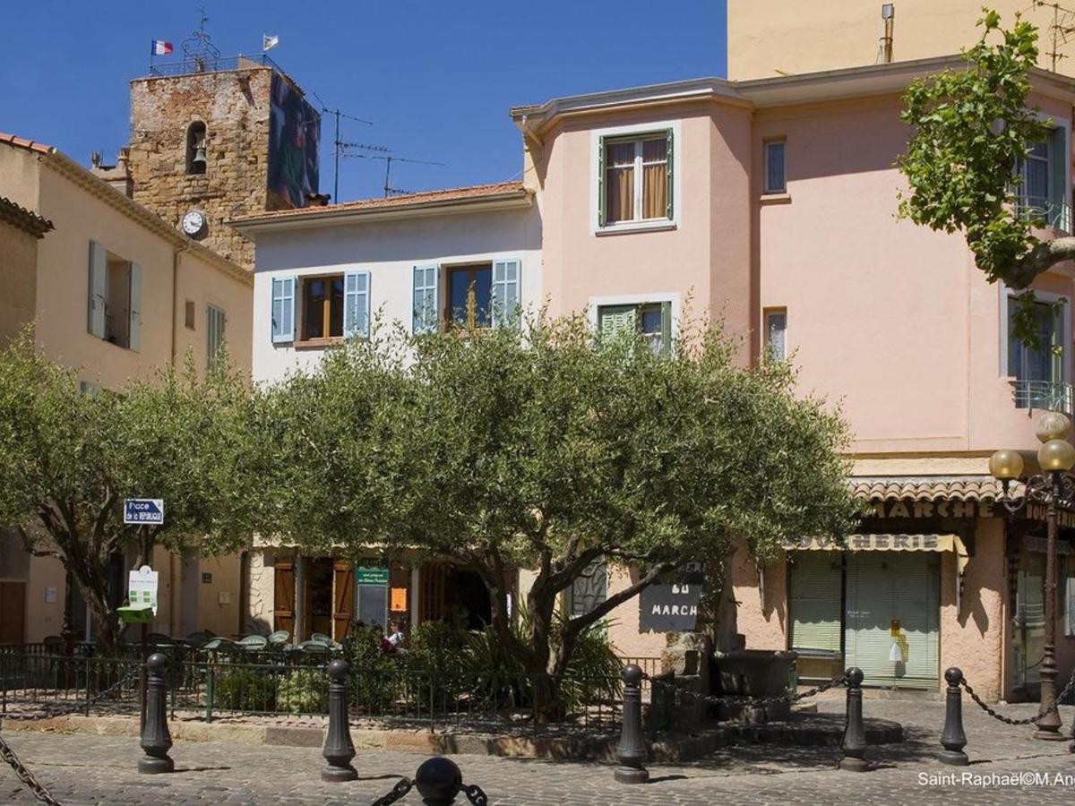 Appartement Saint-Raphaël, 3 pièces, 4 personnes - FR-1-226A-274 Extérieur photo